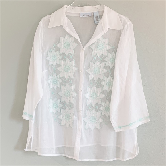 Tops - White Semi Sheer Cotton Top with Teal Appliques 2X